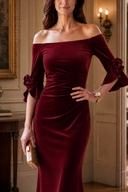 Graceful Off-Shoulder Velvet Mother-of-the-Bride Mermaid Gown
